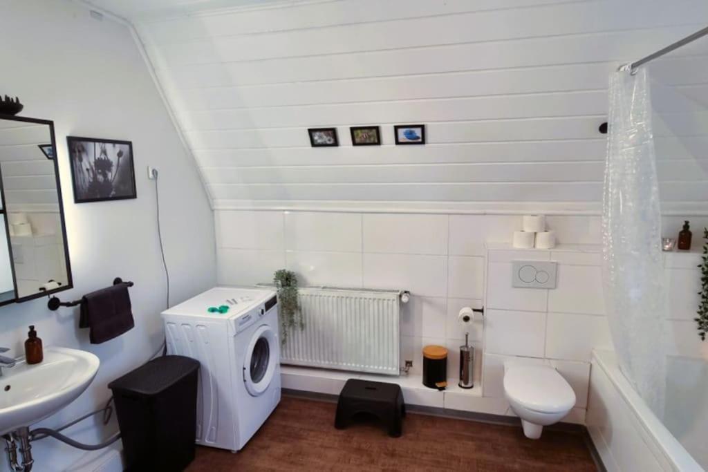 Apartment For 6 People *